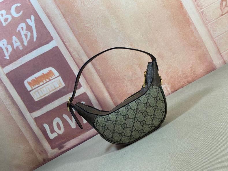 Gucci Handbags 386